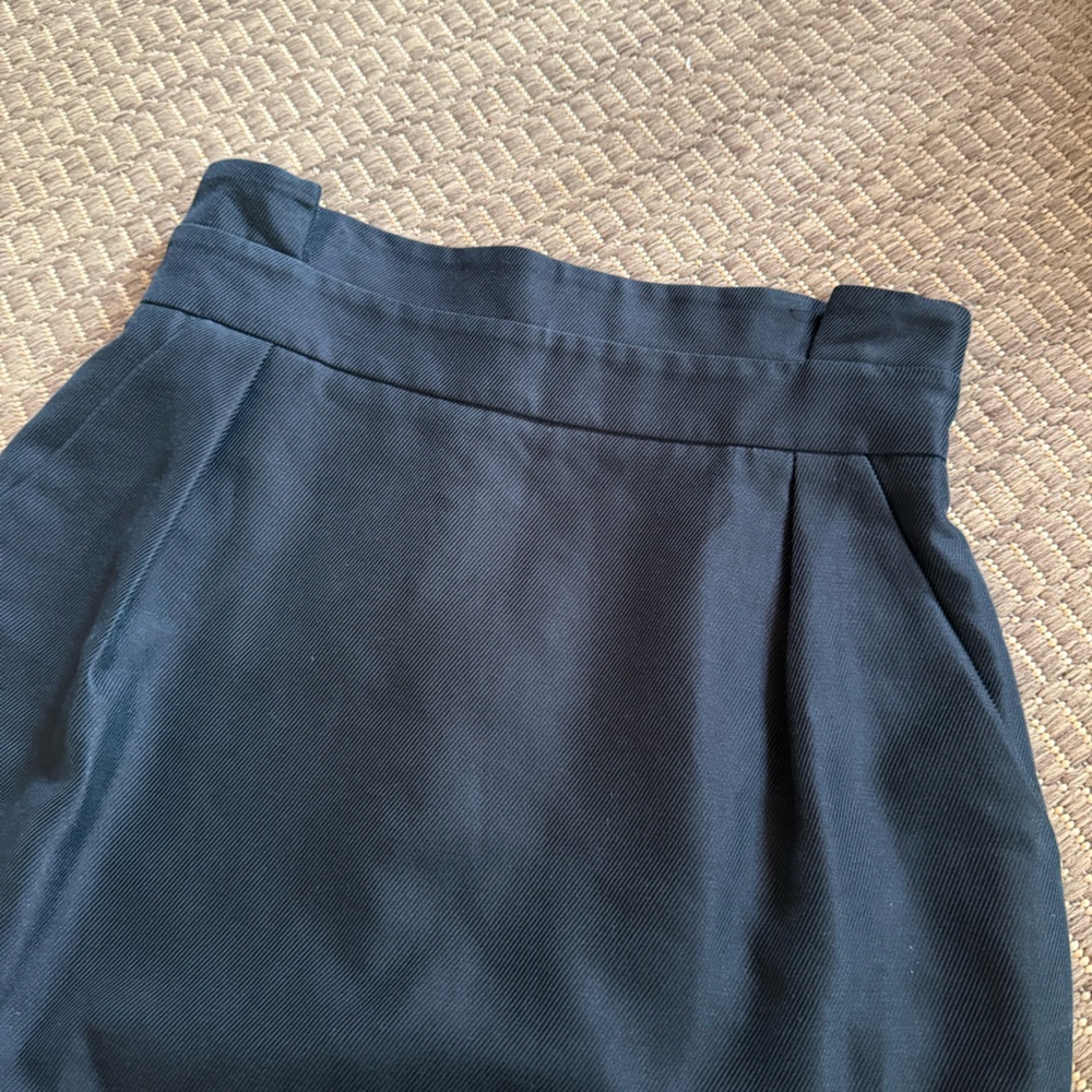 LIKE NEW Kate Spade “Skirt the Rules” Black and Blue Pencil Skirt | Size 4